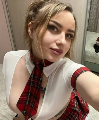 Александра, 23